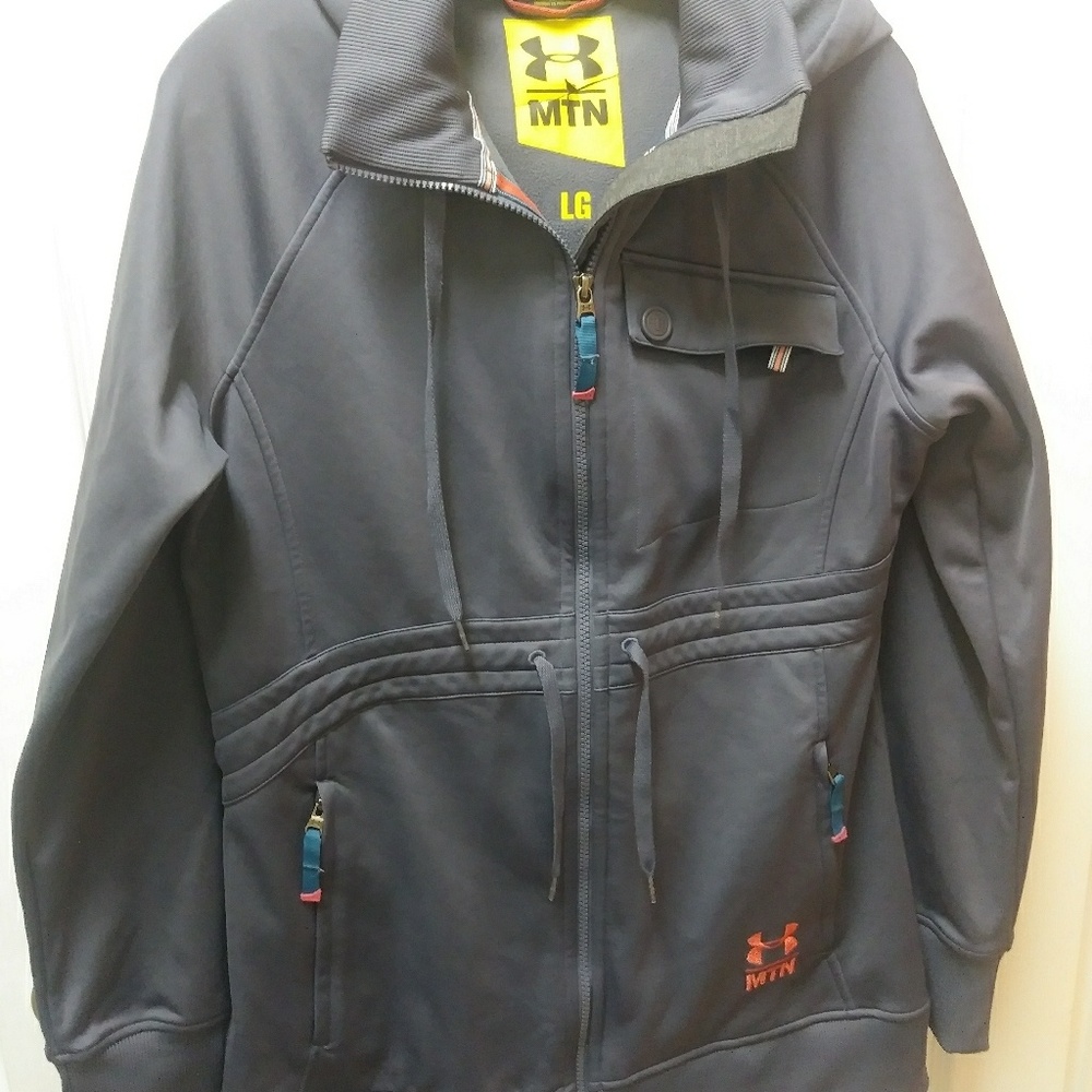 Very nice Under Armour jacket!